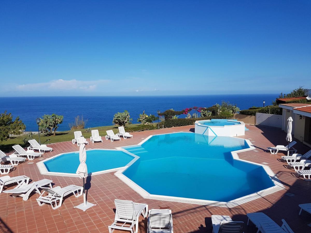 Apartamento Blue Diamond Parghelia Exterior foto