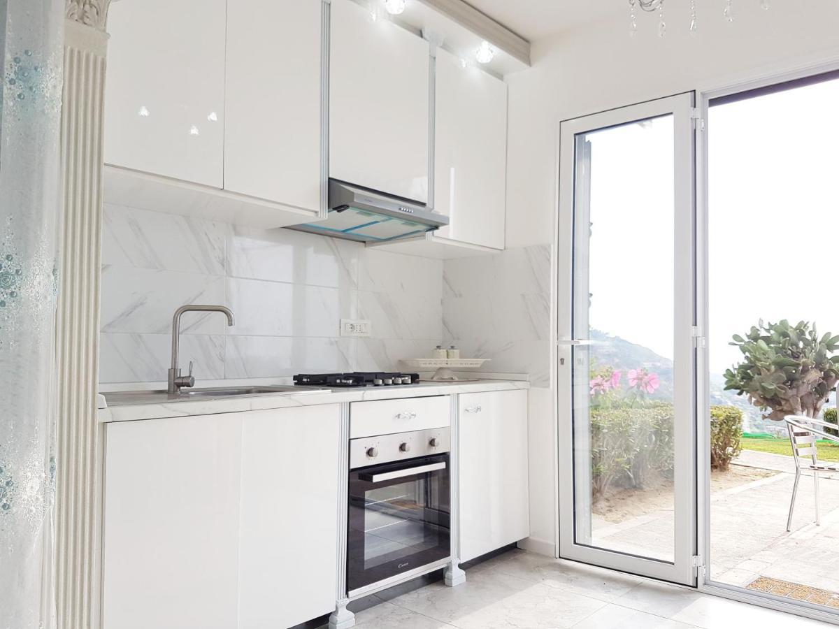 Apartamento Blue Diamond Parghelia Exterior foto