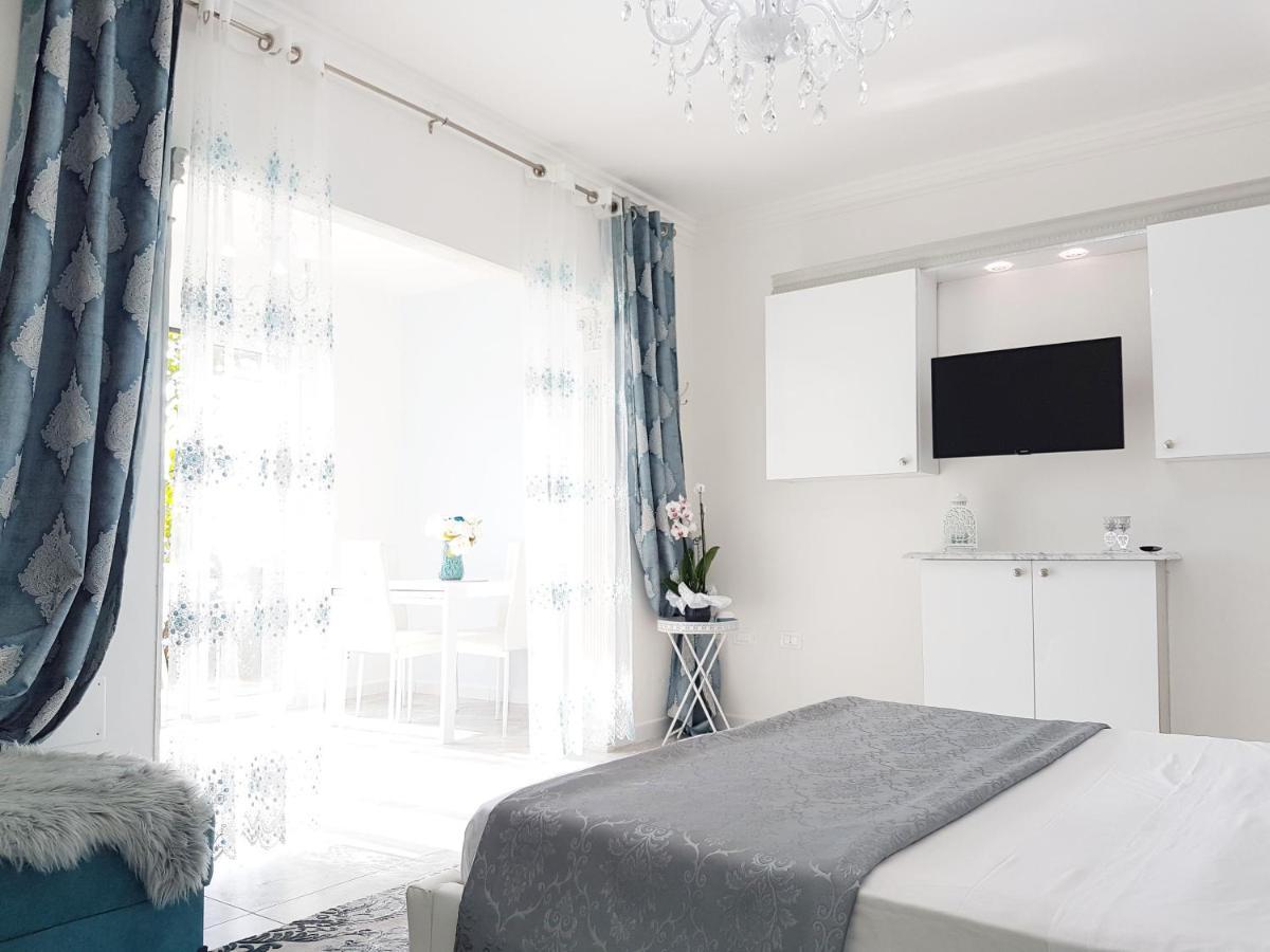Apartamento Blue Diamond Parghelia Exterior foto